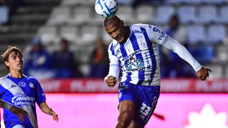 Salomon Rondon anotó un doblete, pero no alcanzó.