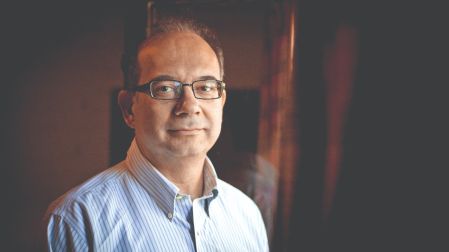 El antropólogo Claudio Lomnitz advirtió que la indiferencia a la cultura es una cordillera áspera.