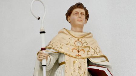 ¿Qué se le pide a San Bernardo de Claraval?