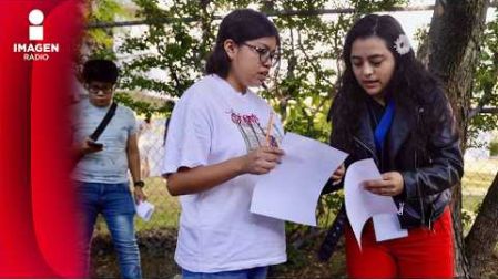 Examen de control presencial UNAM reúne a más de 53 mil aspirantes a licenciatura en el Palacio de los Deportes. Brenda Salas, reportera, en entrevista con Pascal Beltrán del Río, reporta la logística y los requisitos para la prueba de admisión.

La periodista reporta la aplicación del examen extraordinario determinado por la institución tras detectar irregularidades en la prueba en línea. Detalla las tres jornadas de evaluación, la duración de la prueba y las medidas de acceso en la sede capitalina.



00:00 - Examen presencial UNAM en Palacio de Deportes

01:00 - Irregularidades en examen en línea

01:47 - Duración y estructura de la prueba

02:10 - Requisitos e identificación de aspirantes

03:07 - Logística de acceso por Puerta 5




COMENTA ESTE VIDEO Y COMPARTELO CON TUS AMIGOS
No olvides dejarnos tus comentarios y visitarnos en
Sitio: http://www.imagenradio.com.mx
Facebook: https://www.facebook.com/ImagenRadio/?locale=es_LA
Twitter: https://x.com/Imagen_Mx
Suscríbete a nuestro canal:
https://www.youtube.com/channel/UCB0BUmdBOrH9mYU2ebs1eWA

#imagenradio #noticiasenvivo

#ExamenUNAM
#UNAM2026
#PalacioDeLosDeportes
#LicenciaturaUNAM
#ImagenRadio