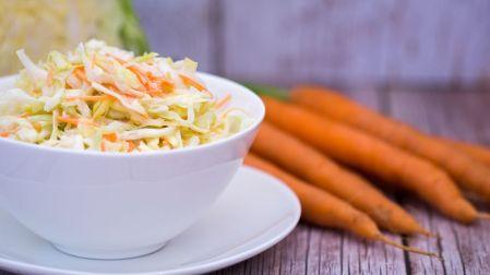 Ensalada de col estilo KFC