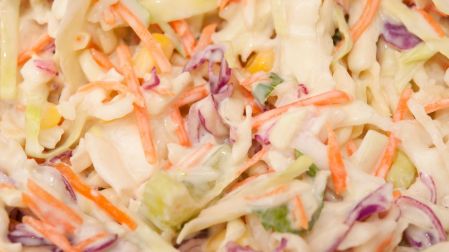 Ensalada de col estilo KFC