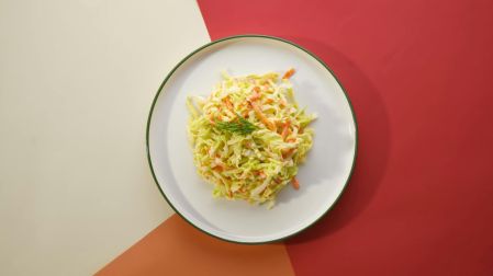 Ensalada de col estilo KFC