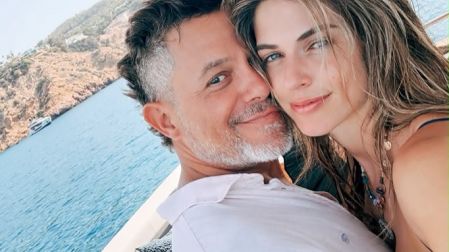 Stephanie Cayo aclara rumores de embarazo con Alejandro Sanz