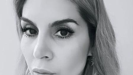 Karla Panini reaparece en escenario religioso y enciende las redes sociales