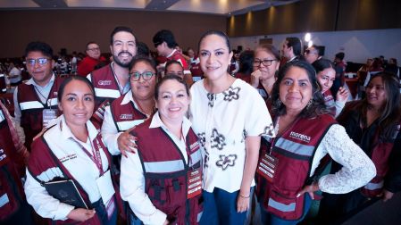 Ariadna Montiel llama en Veracruz a fortalecer la organización territorial de Morena