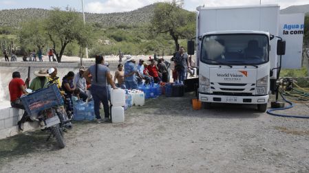 llevan agua potable al sur de Nuevo León