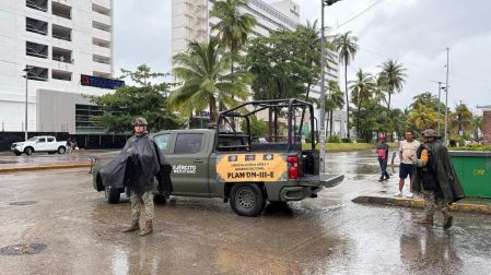 La fuerte lluvia que cayó este lunes en Acapulco provocó inundaciones