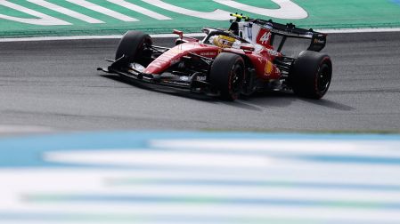 Lewis Hamilton asumió la responsabilidad de sus comentarios durante el GP de Países Bajos 2026 de la F1