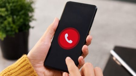 Es recomendable revisar que los números de tus contactos de emergencia estén actualizados.