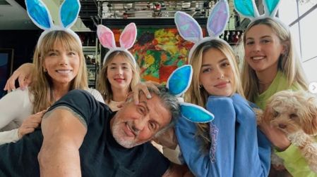Hija de Sylvester Stallone recibe deslumbrante anillo de compromiso