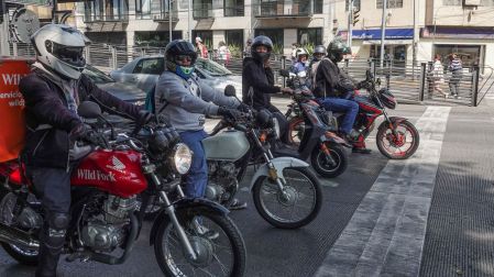 Para quienes buscan una motocicleta usada, el SIMM recomendó verificar previamente su situación en el Registro Público Vehicular.