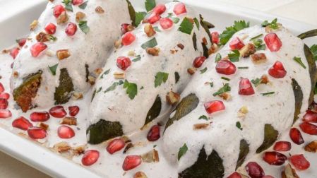 ¿Por qué los chiles en nogada solo son de temporada?