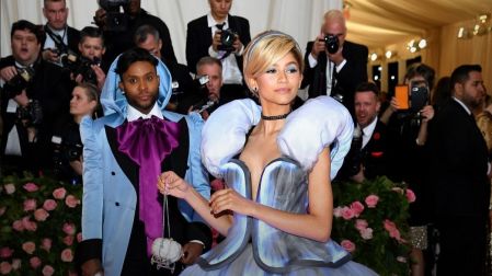 Chanel, Dior, Gucci, Valentino y Saint Laurent fueron las firmas que rechazaron prestar diseños a Zendaya.