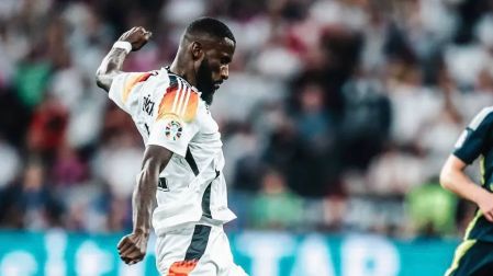 Antonio Rüdiger durante la Eurocopa 2024 con la Selección de Alemania.