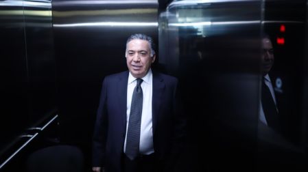 La jefa de Estado había expresado previamente que correspondía a Inzunza tomar su propia decisión frente a las investigaciones que se mantienen en su contra.