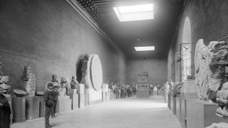 En noviembre próximo, la Fototeca Nacional del Instituto Nacional de Antropología e Historia (INAH), una de las cinco más importantes del mundo, cumplirá medio siglo de vida.