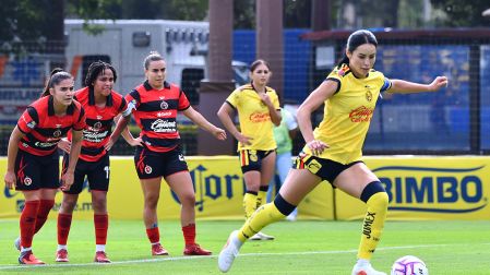 Scarlett Camberos ganó el Premio a la Mejor Jugadora en la Copa de Campeones Concacaf W