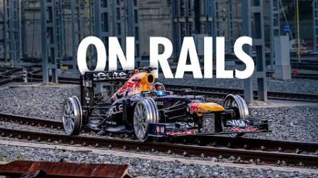 Red Bull colocó un F1 en el metro de Madrid.