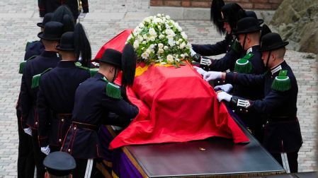 The casket carrying late King Harald V is taken to the royal mausoleum in the crypt at Akershus Castle after the state funeral at the Cathedral in Oslo, Norway, on September 9, 2026. Harald, who died on August 28, 2026 at the age of 89, will be laid to rest in the crypt of the royal mausoleum of Akershus Castle, a medieval fortress overlooking Oslo Fjord, after a service at the Oslo Cathedral. (Photo by Terje Pedersen / POOL / AFP)
