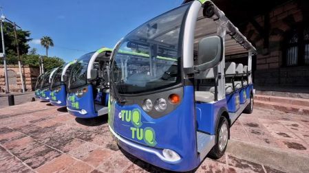 Vehículos de transporte eléctrico gratuito en el Centro Histórico de Querétaro