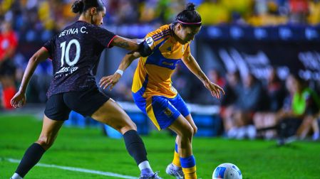 Deyna Castellanos enfrentó a Tigres en la Concacaf W Champions Cup.