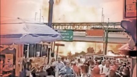 Cientos de personas que se movilizaban en los alrededores salieron corriendo al escuchar el estallido.