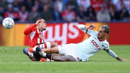 El PSV cortó una racha de cinco derrotas en la jornada 1 de la Champions League