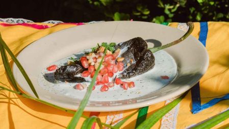 Cómo quitarle lo picante al chile poblano