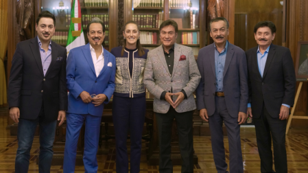 Los Tigres del Norte anhelan concierto en Bellas Artes.