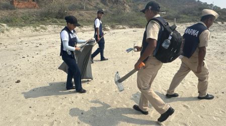 La Secretaría de Marina retiró más de 315 toneladas de residuos en playas mexicanas, como parte de las acciones de conservación y protección de ecosistemas marinos.