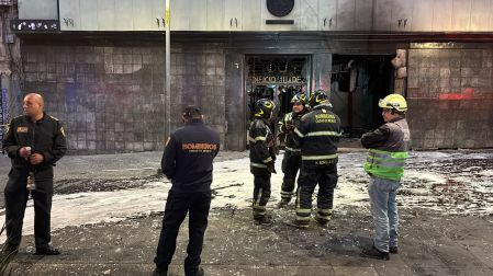 Explosión e incendio en edificio de avenida Juárez