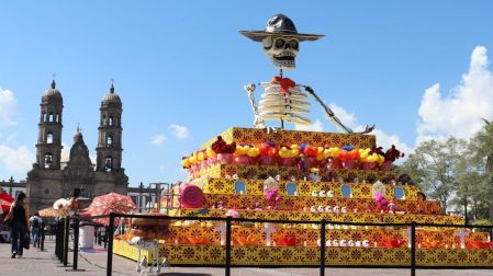 Una Catrina de 22 metros en Zapotlanejo será una de las instalaciones monumentales que buscarán convertirse en uno de los grandes atractivos del festival.
