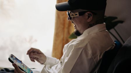 El rapero está escribiendo un nuevo libro.