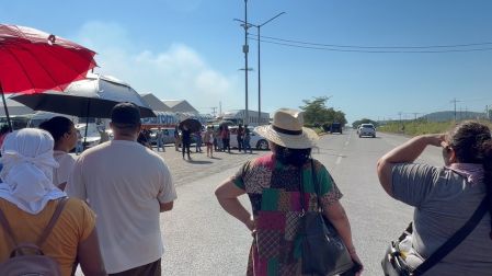 Los familiares argumentan que sus allegados permanecen incomunicados y que existen reportes de reos severamente golpeados.