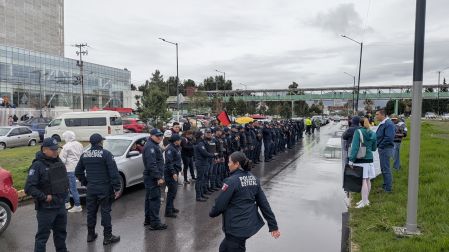 La movilización se desarrolló como parte de una jornada nacional de inconformidad del personal del IMSS