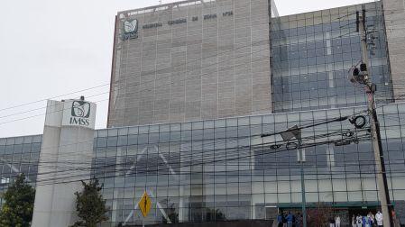La movilización se desarrolló como parte de una jornada nacional de inconformidad del personal del IMSS