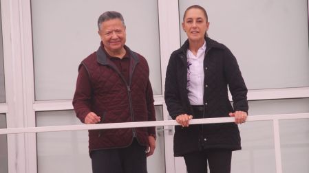 Claudia Sheinbaum sostuvo que continuará el trabajo para mejorar el suministro de medicamentos y fortalecer la infraestructura médica