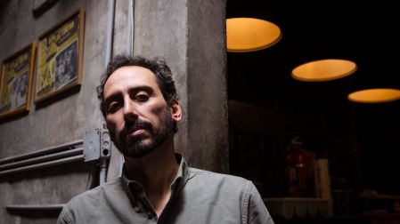 el director Alejandro De Icaza,del documental Anti-Princesas