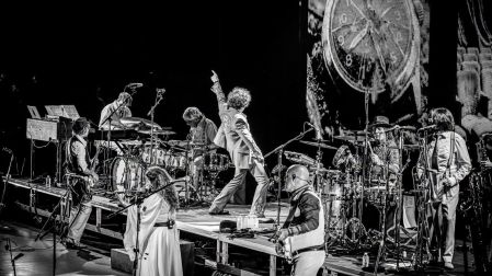 Enrique Bunbury ya no atraviesa por problemas de salud.