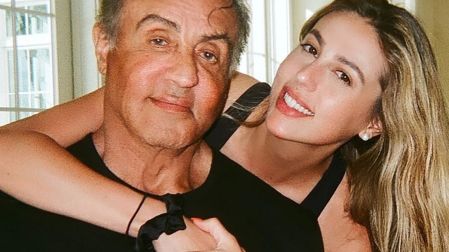 A sus 80 años, el actor tiene una nueva meta familiar: acompañar a su hija Sophia al altar y contribuir a los gastos de su esperada boda.