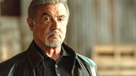 Sylvester Stallone hizo reír a Kelly Ripa y Mark Consuelos al hablar de la boda de Sophia.