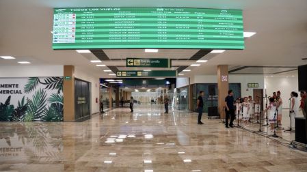 La cancelación representa un nuevo ajuste en la oferta de vuelos internacionales del aeropuerto de Quintana Roo, que desde su inauguración, en diciembre de 2023, ha experimentado cambios.
