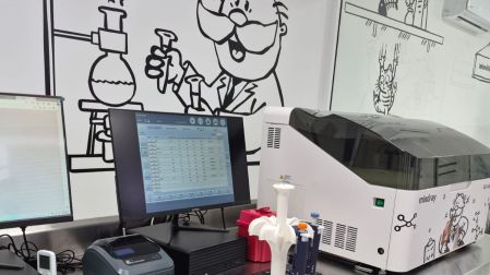 SimiPet Care abre su primer laboratorio clínico veterinario