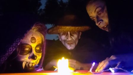 Las leyendas de Xochimilco son muy representativas en esta época.