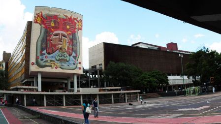Aunque se dijo que la escuela tendrá capacidad de hasta 20 mil estudiantes, aún no se precisó la ubicación exacta del plantel