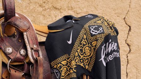 Las Chivas presentaron su tercer uniforme de cara a la temporada 2026-2027