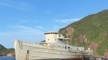 : El ex buque ARM “Cora” fue hundido frente a Punta Juluapan para integrarse al Sistema Arrecifal Artificial de Colima y convertirse en un nuevo hábitat para especies marinas.
