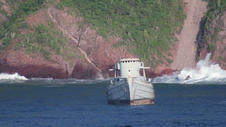: El ex buque ARM “Cora” fue hundido frente a Punta Juluapan para integrarse al Sistema Arrecifal Artificial de Colima y convertirse en un nuevo hábitat para especies marinas.