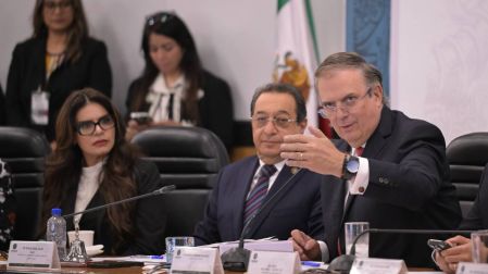 Ebrard también explicó que la posición histórica de México ha sido mantener separados los asuntos comerciales y deseguridad